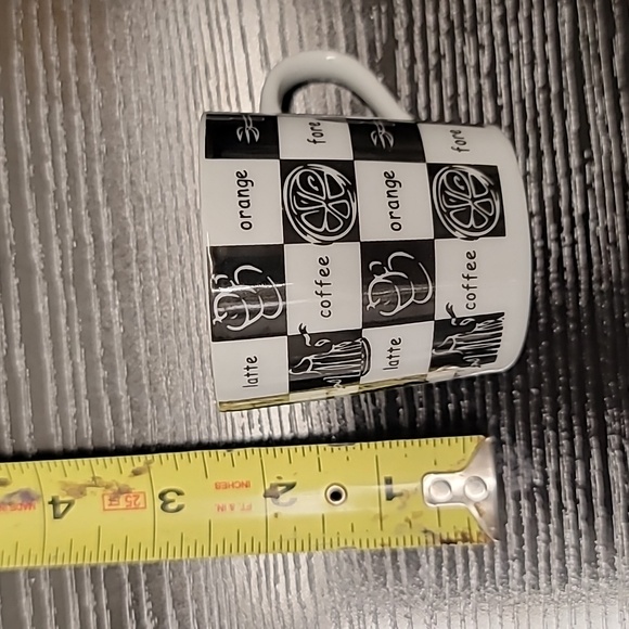 (4) Alpine Cuisine espresso cups with saucers. - Picture 2 of 9